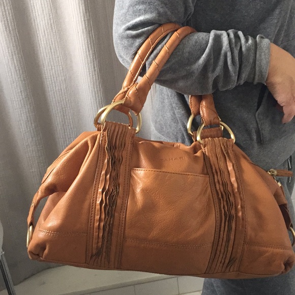 Tahari Handbags - Tahari 100% leather satchel